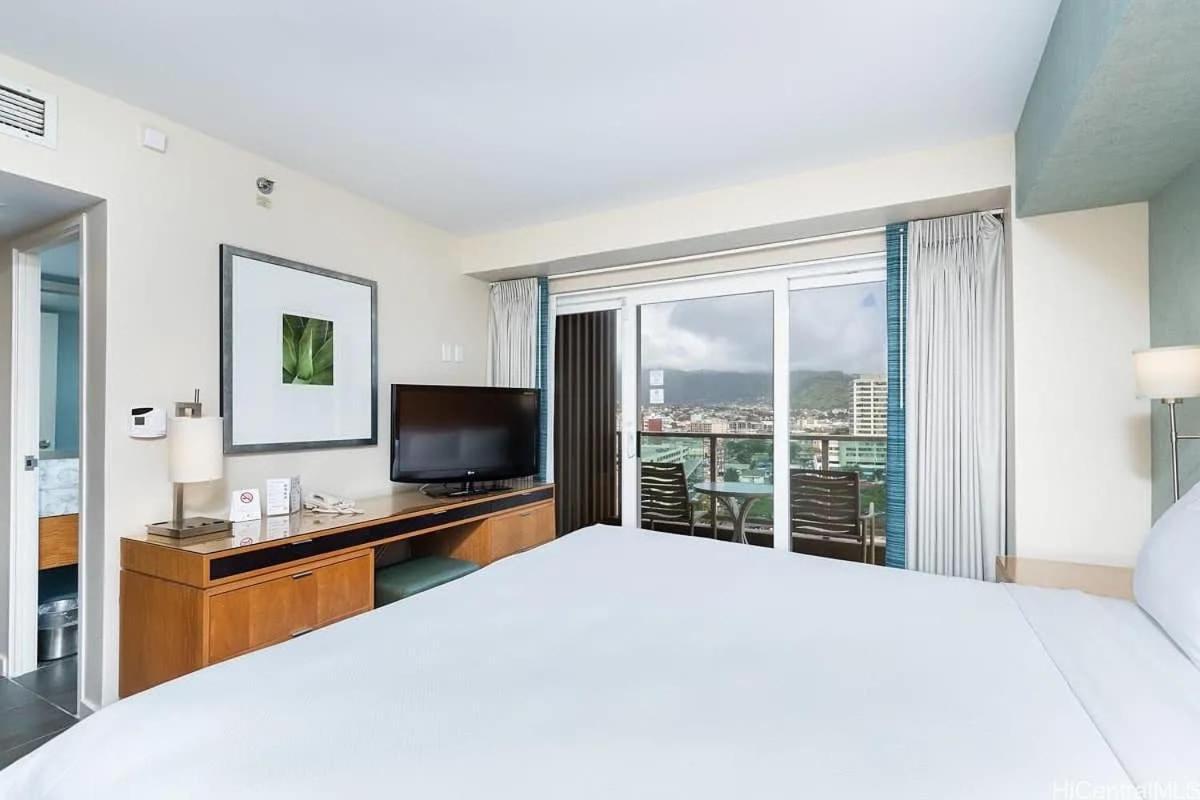 Villa Stunning Ala Moana 1Br W Balcony & Mountain City Views 0626 Honolulu Exterior foto